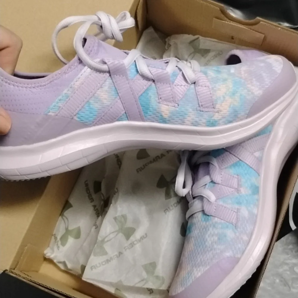 Nib under armor ggs infinity 3 sky violet
